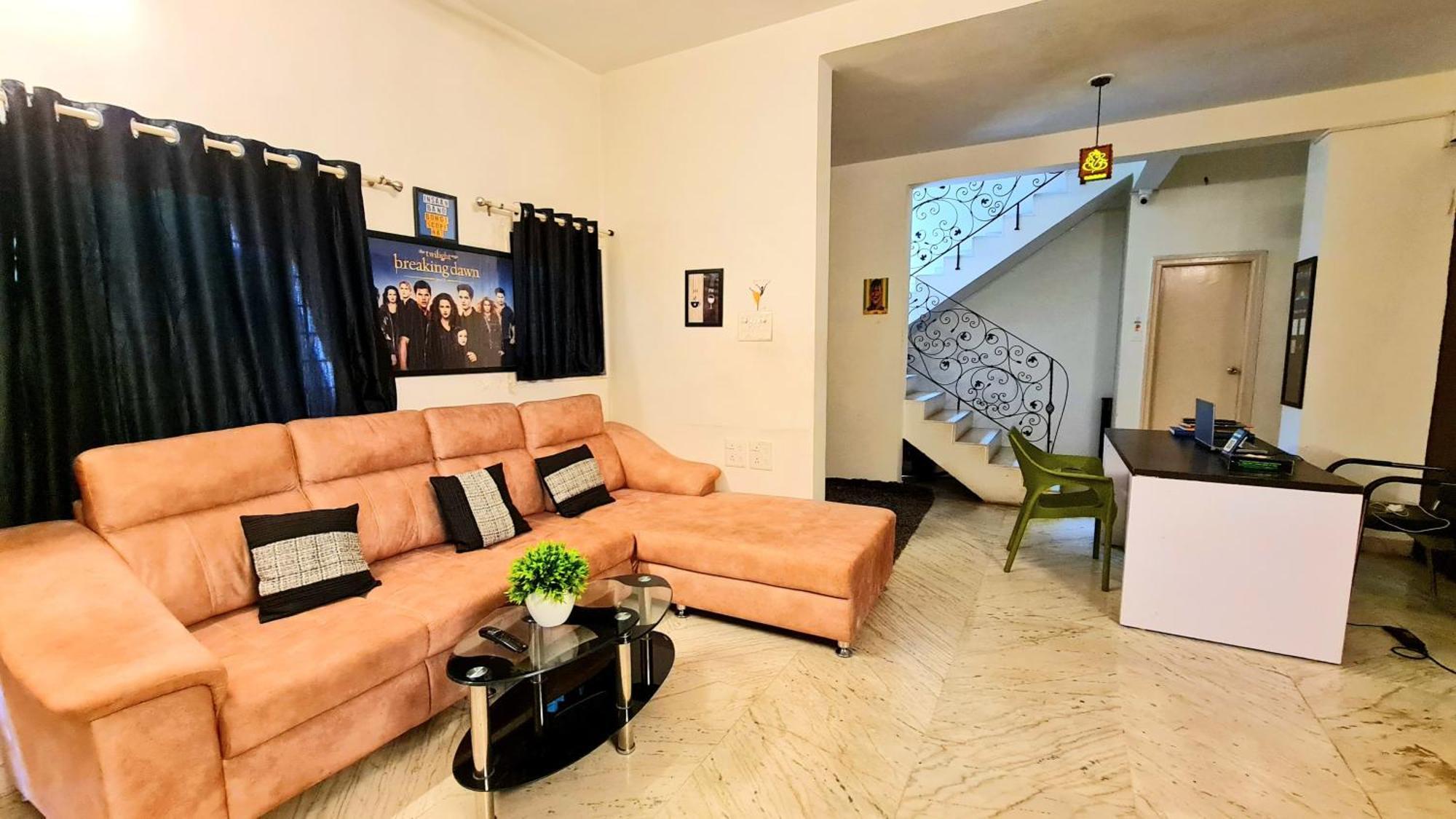 Hostel Rostel Backpackers *